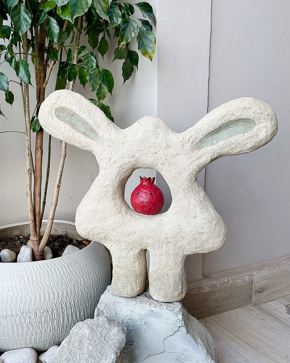 Pomobun, 2025